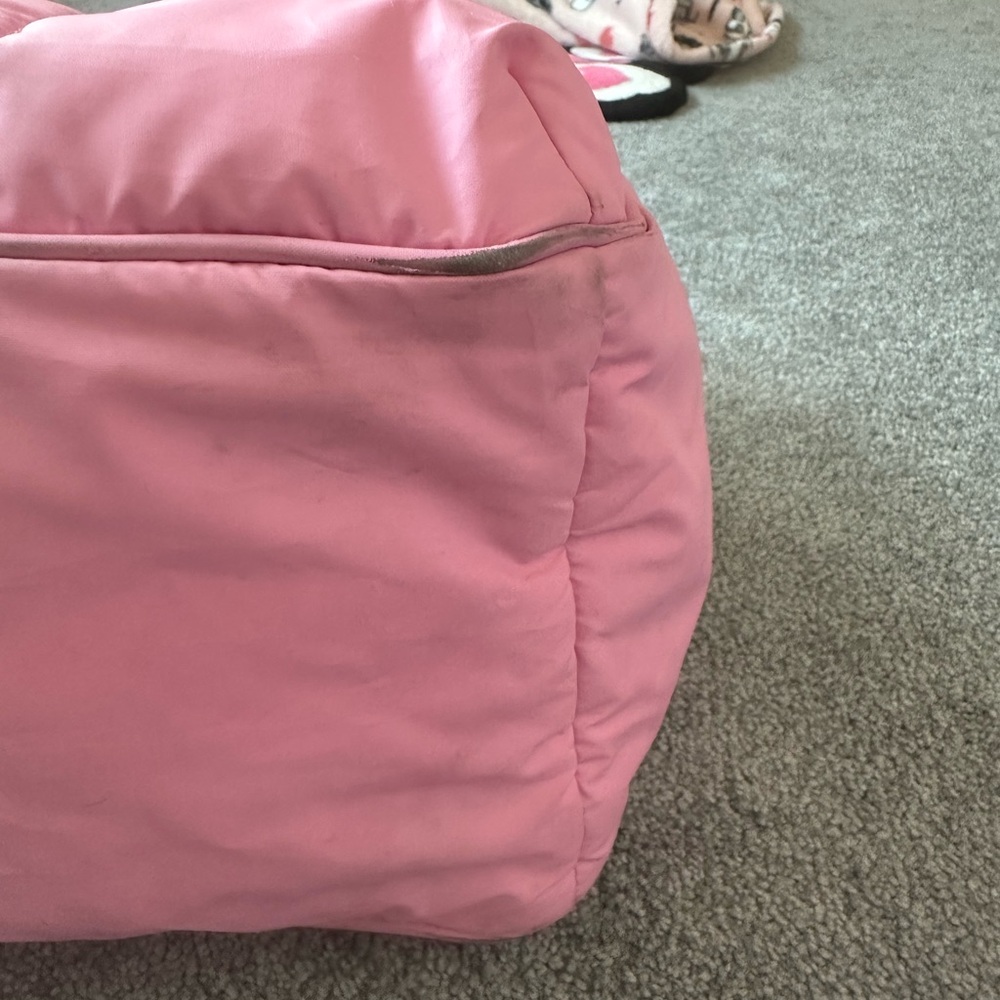 Calpak Luka Duffel Bubblegum - Picture 6 of 6